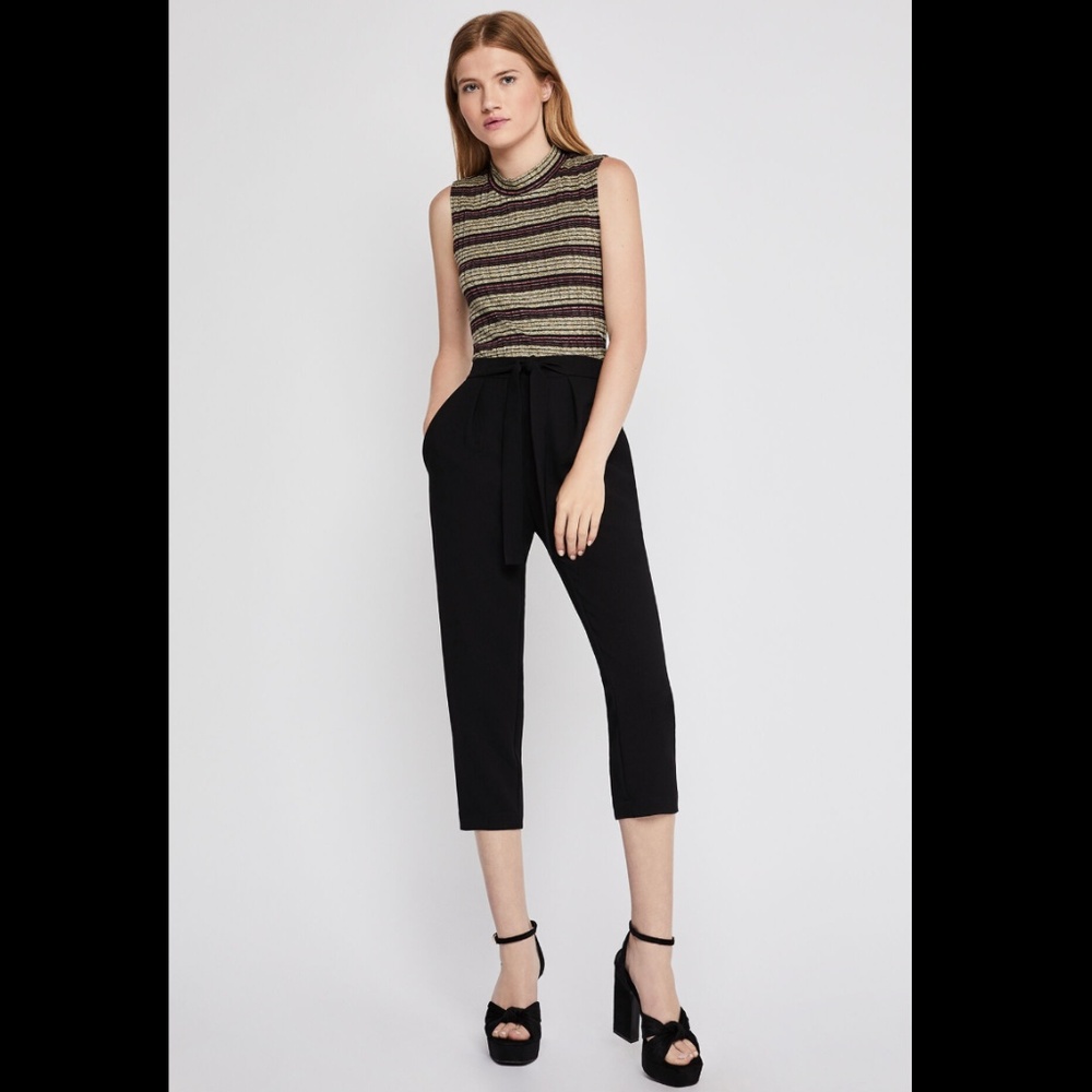 NWT BCBGeneration Tie-Front Crop Pant Sz Small